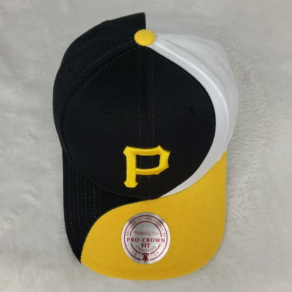 Pittsburgh Pirates Mitchell & Ness MLB Snapback Hat Cap 3D Logo Black NWT‎